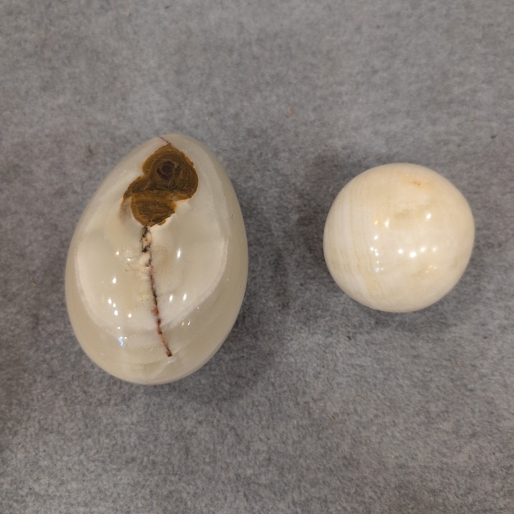 Polished Banded Onyx Stone Egg and Marble Sphere Decorative Set Cream Tan - Picture 2 of 6